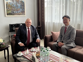 H.E. Mr. Alexey V. POPOV, Ambassador of Russia in Guinea, held a meeting with the Representative of the UN World Food Programme