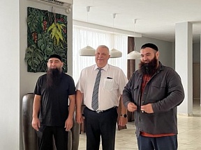 H.E. Mr. Alexey V. POPOV, Ambassador of Russia in Guinea, held a meeting with the delegation of the NGO «Al-Mansour»