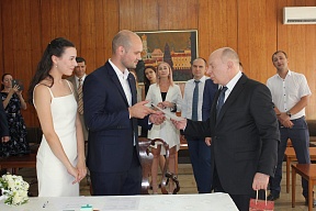 On the wedding of Dmitriy Mikhailov with Daria Kovaleva On the wedding of Dmitriy Mikhailov with Daria Kovaleva