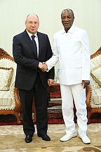 Cérémonie de présentation des lettres de créance de S.E.M Vadim Razoumovsky au Président de la République de Guinée, Professeur Alpha Condé 