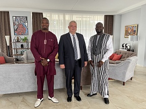 H.E. Mr. Alexey V. POPOV, Ambassador of Russia in Guinea, held a meeting with the representatives of the company «AMAFO Guinée»
