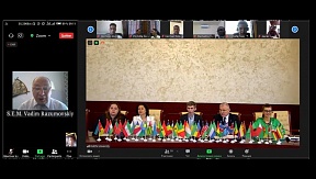 La participation de S.E.M. Vadim RAZUMOVSKIY à la table ronde de RUDN La participation de S.E.M. Vadim RAZUMOVSKIY à la table ronde de RUDN