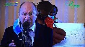S.E.M. Vadim RAZUMOVSKIY a assisté à la présentation du livre « Certaine vision de l’Afrique » par Professeur Alpha CONDE, Président de la République de Guinée
